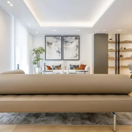 Location * Funchal (Madeira)